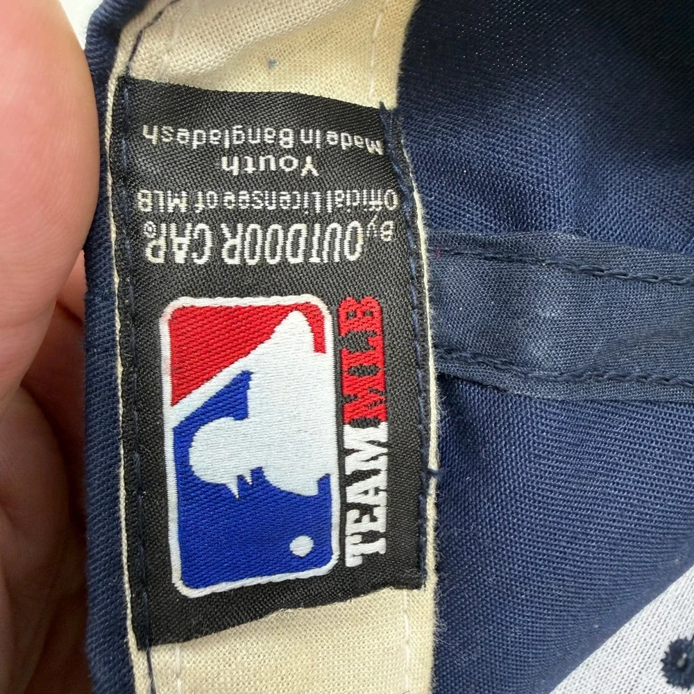 outdoor cap Company show your